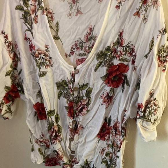 Floral top - Picture 2 of 2